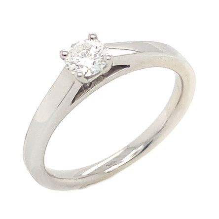 Platinum Diamond Solitaire Engagement Ring
