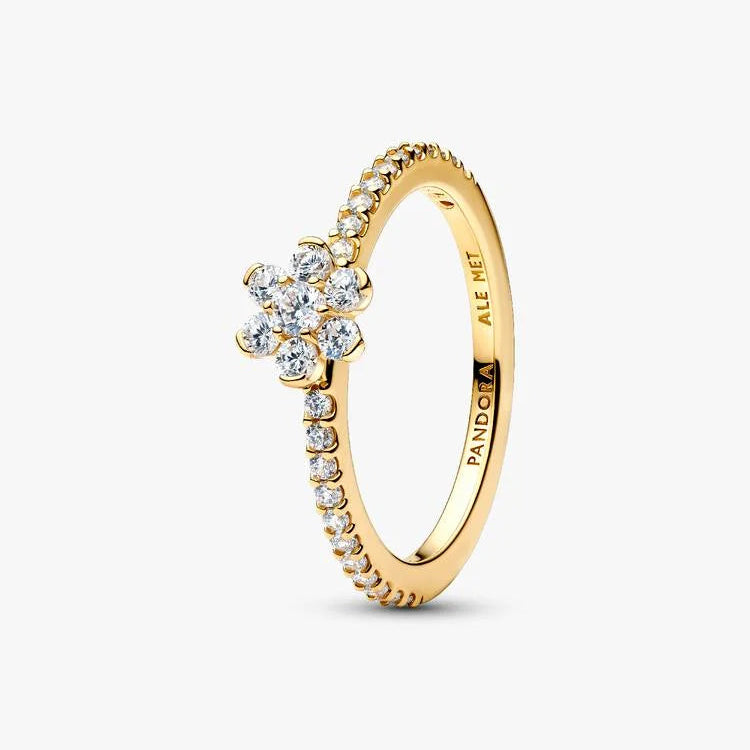 Pandora Sparkling Flower Ring