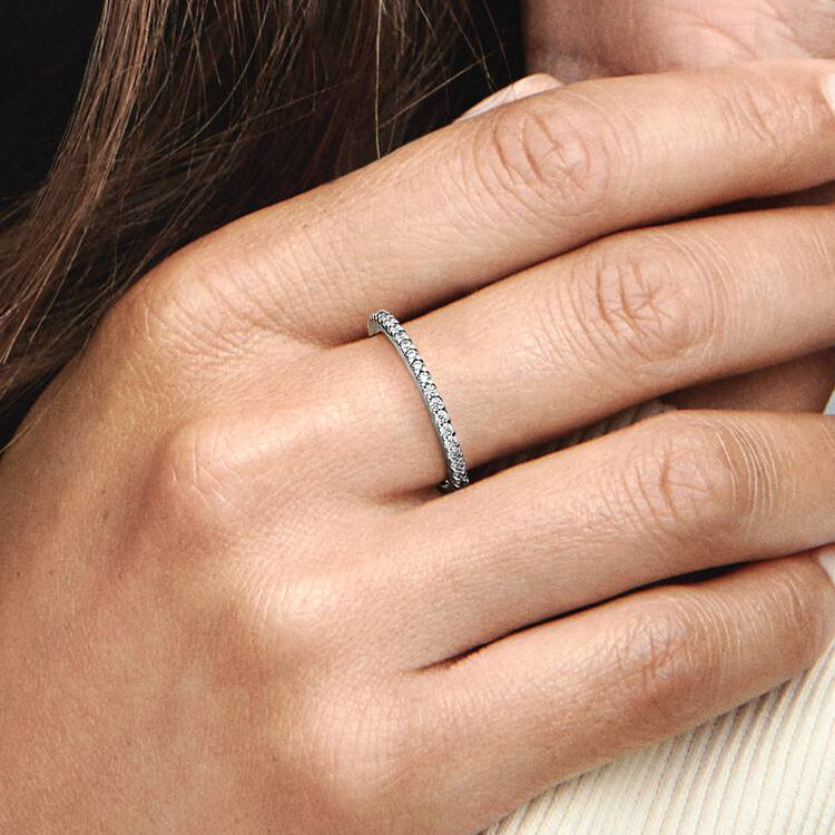 Pandora Sparkling Band Ring