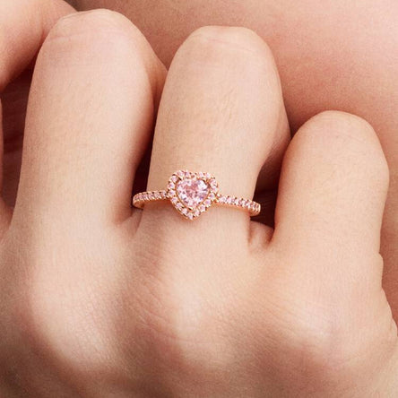 Pandora Sparkling Elevated Heart Ring