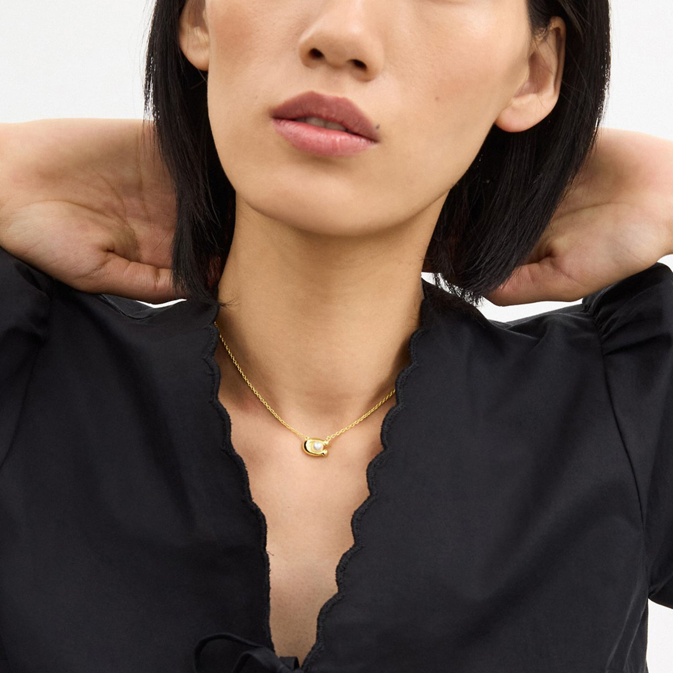 COACH Pearl Signature Pendant Necklace