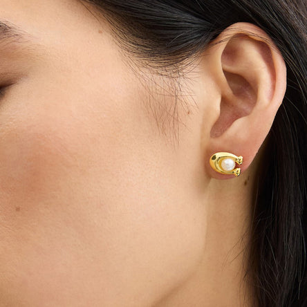 COACH Pearl Signature Stud Earrings
