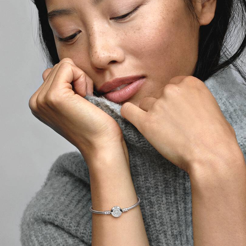 Pandora Moments Sparkling Crown O Snake Bracelet