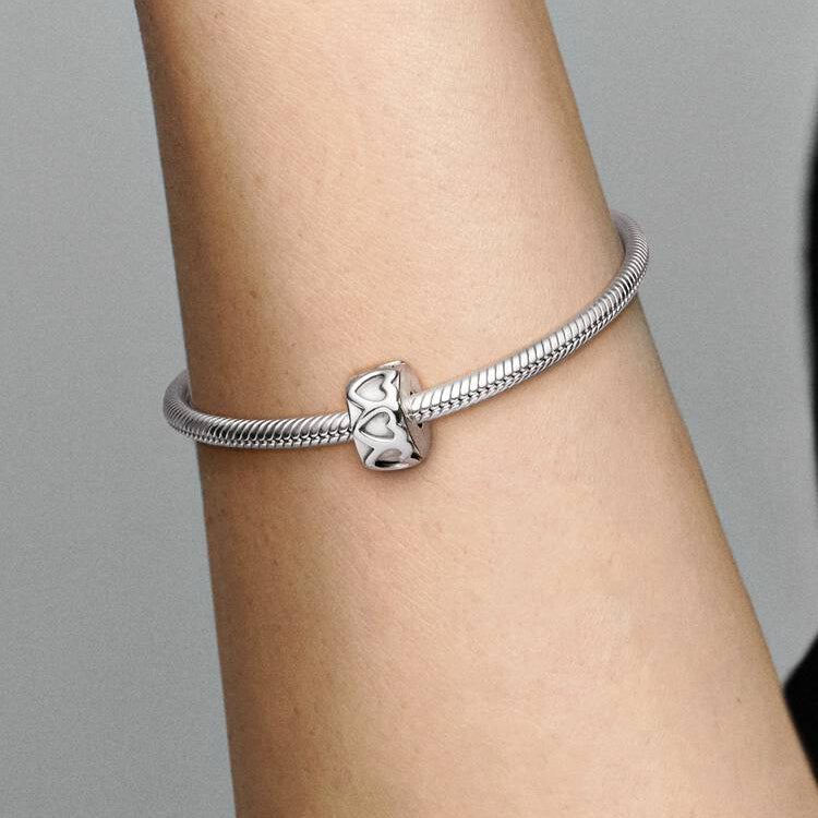 Pandora Band of Hearts Clip Charm