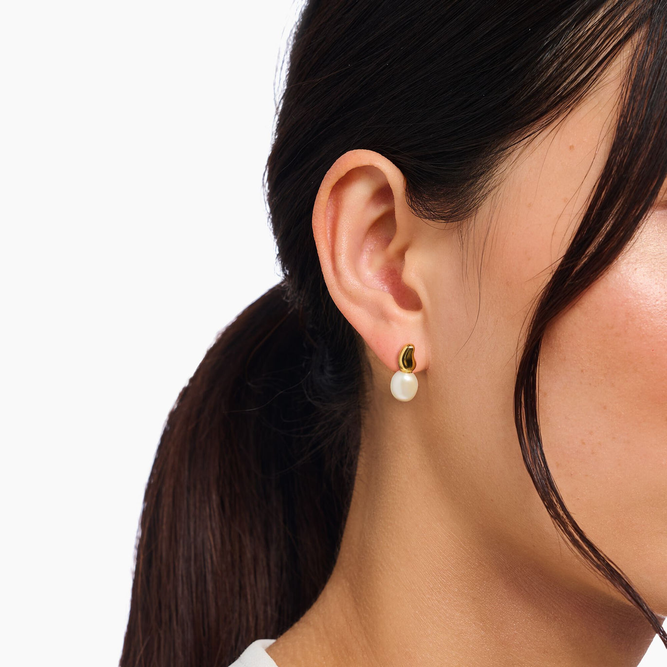 Thomas Sabo Natural Beauty Gold Freshwater Pearl Ear Studs