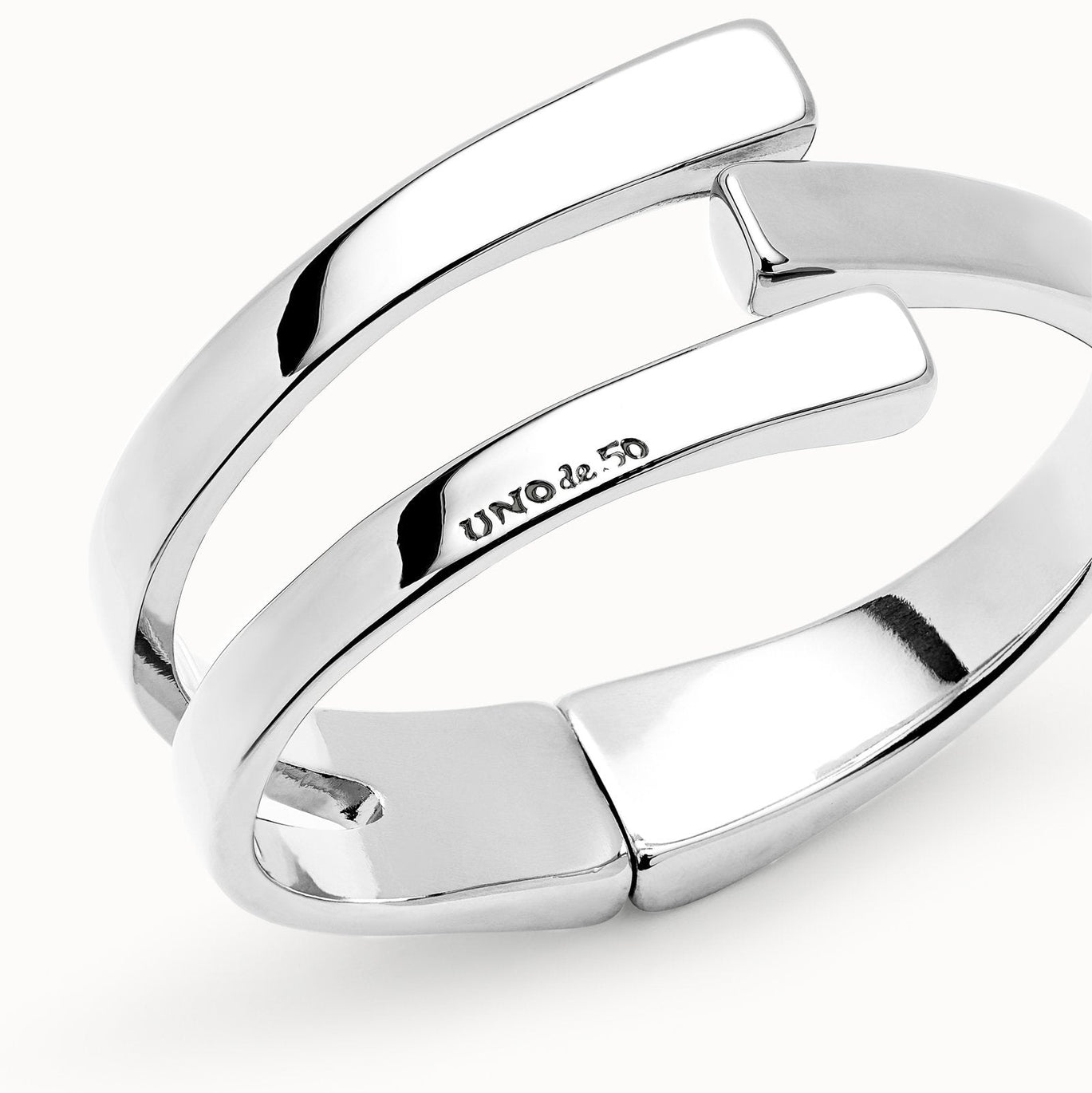 Uno De 50 Silver Plated Bangle