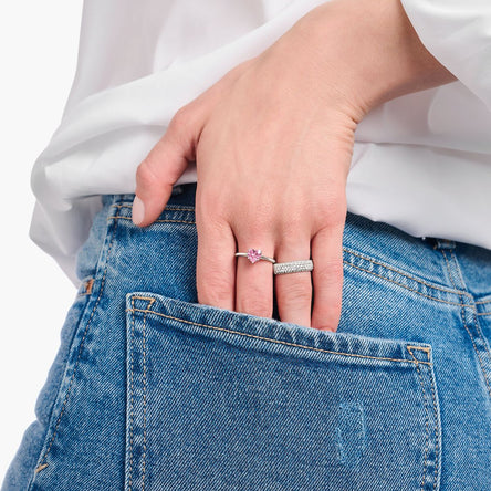 Thomas Sabo Silver ring with pink, heart-shaped zirconia