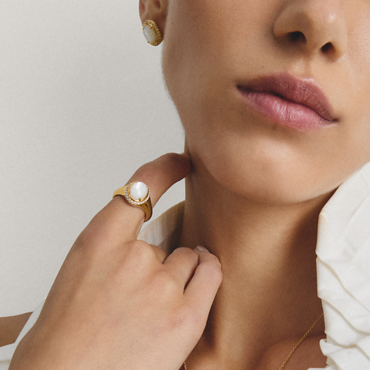 Thomas Sabo Gold Plated Mother of Pearl Ring