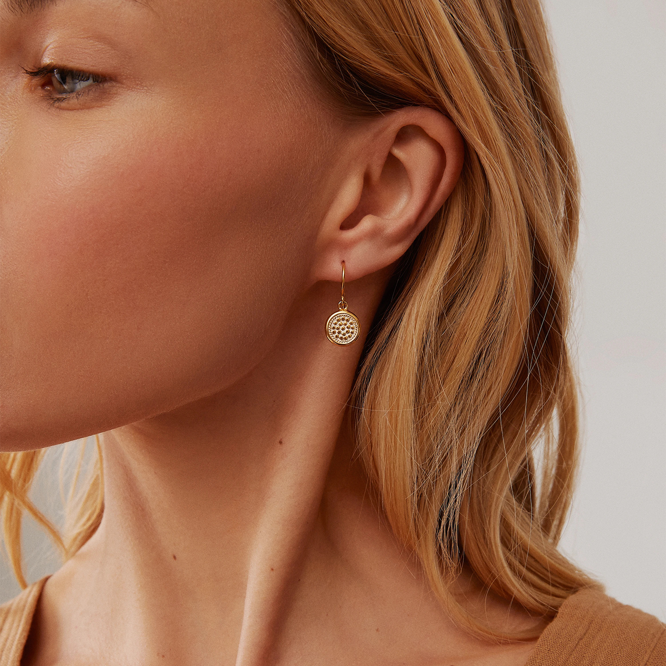 Anna Beck Classic Circle Drop Earrings Gold