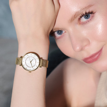 Olivia Burton 32mm Tbar White $ Gold Mesh watch