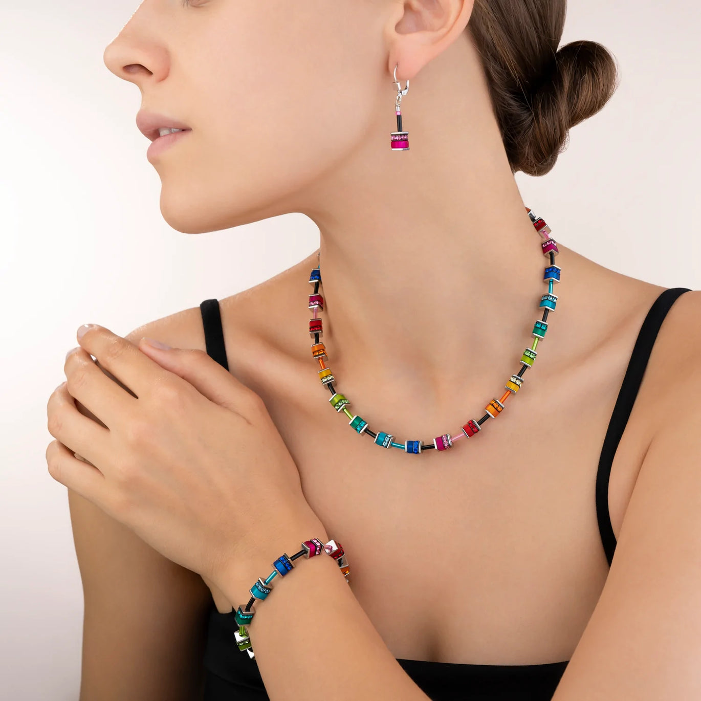 Coeur De Lion GeoCube Classic Polaris & Multicolour Rhinestone Necklace