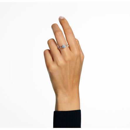 Swarovski Stilla cocktail ring Round cut, Pavé, White, Rhodium plated