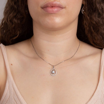 Floating Freshwater Pearl Pendant with Platinum Plating